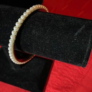 Vintage faux Pearl bracelet 3” (mlb)